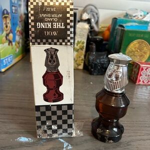 VINTAGE AVON ORIGINAL CHESSMEN “THE KING” DECANTER OLAND AFTER SHAVE